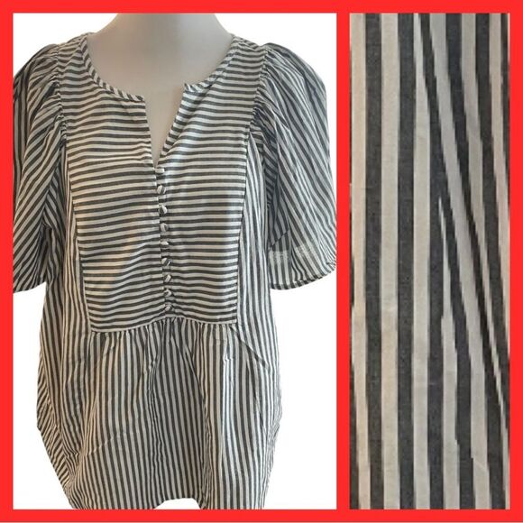 Terra & Sky Gray and White Puff Sleeve Blouse - Picture 1 of 8